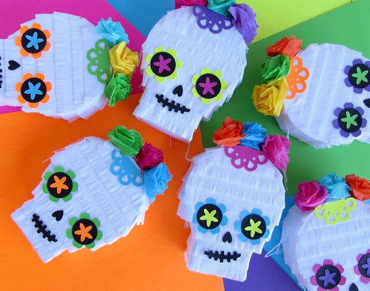 How to Make a Mini Skull Piñata